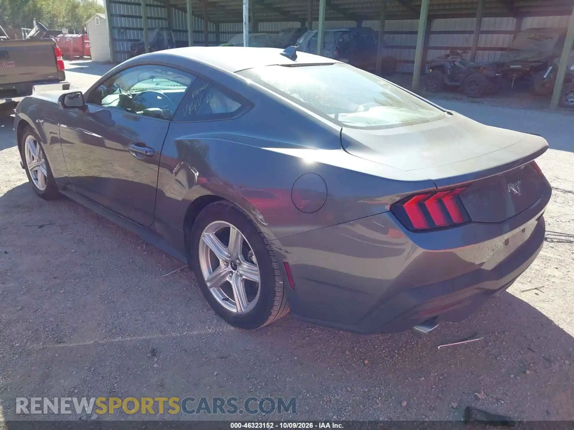 3 Фотография поврежденного автомобиля 1FA6P8TH3T5115775 FORD MUSTANG 2026