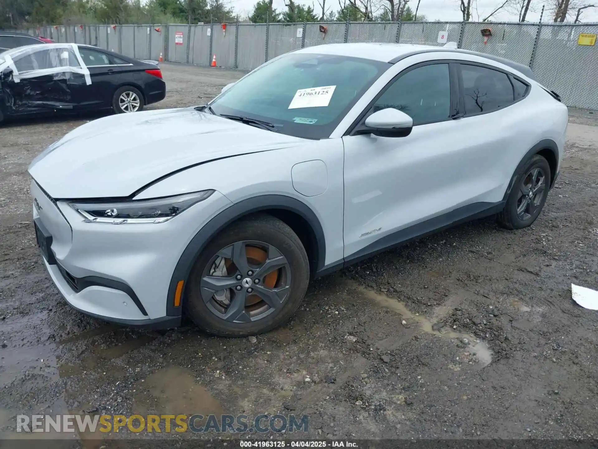 2 Photograph of a damaged car 3FMTK1RM1MMA33946 FORD MUSTANG MACH-E 2021