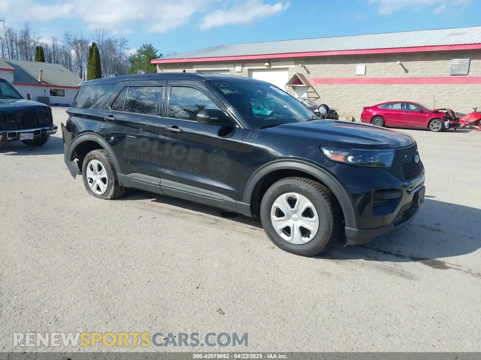 1 Photograph of a damaged car 1FM5K8AW9NNA03633 FORD POLICE INTERCEPTOR 2022