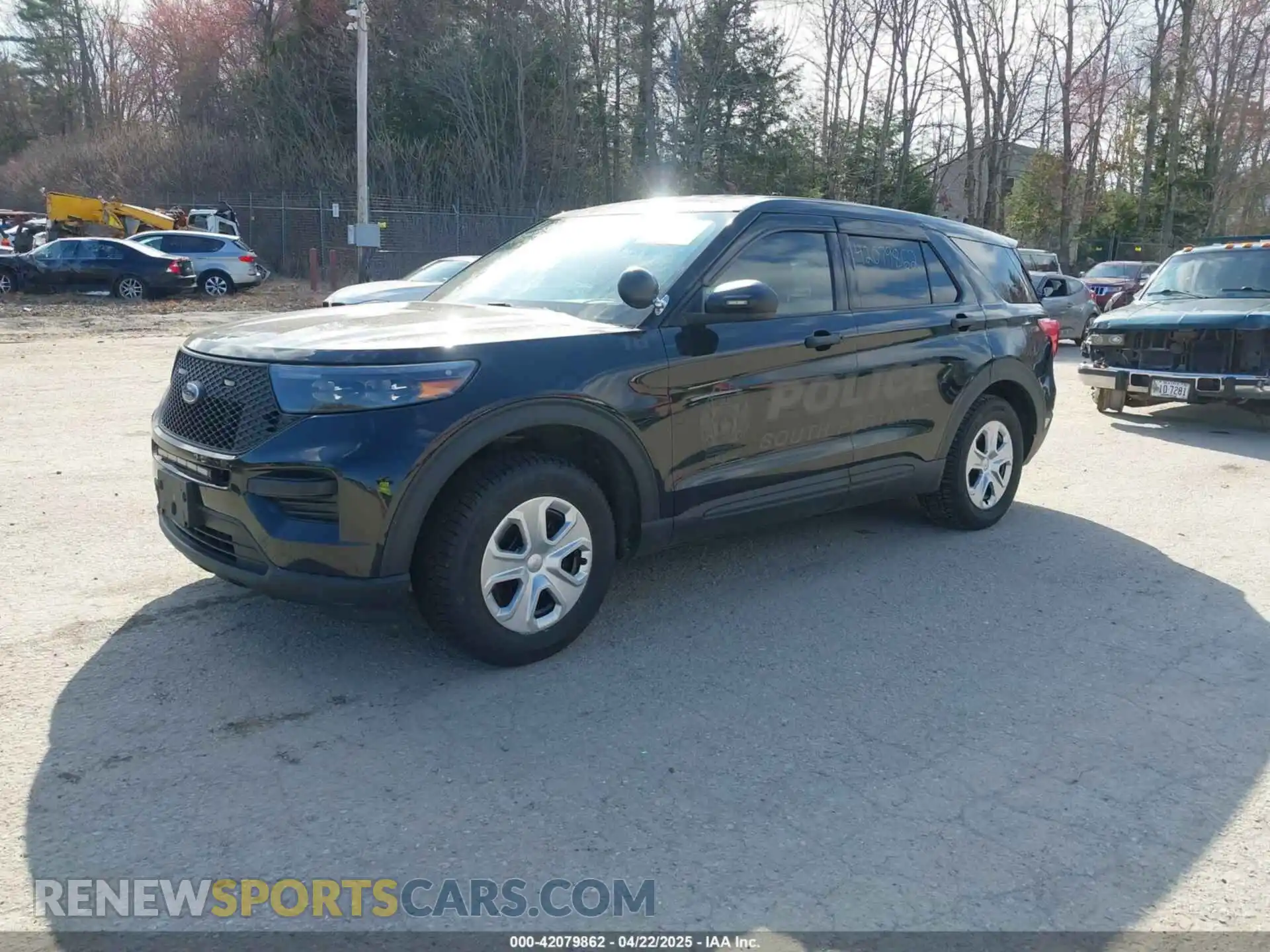 2 Photograph of a damaged car 1FM5K8AW9NNA03633 FORD POLICE INTERCEPTOR 2022