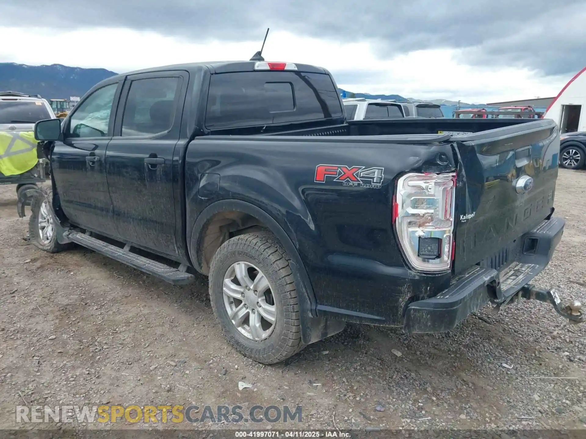 3 Photograph of a damaged car 1FTER4FHXLLA86422 FORD RANGER 2020
