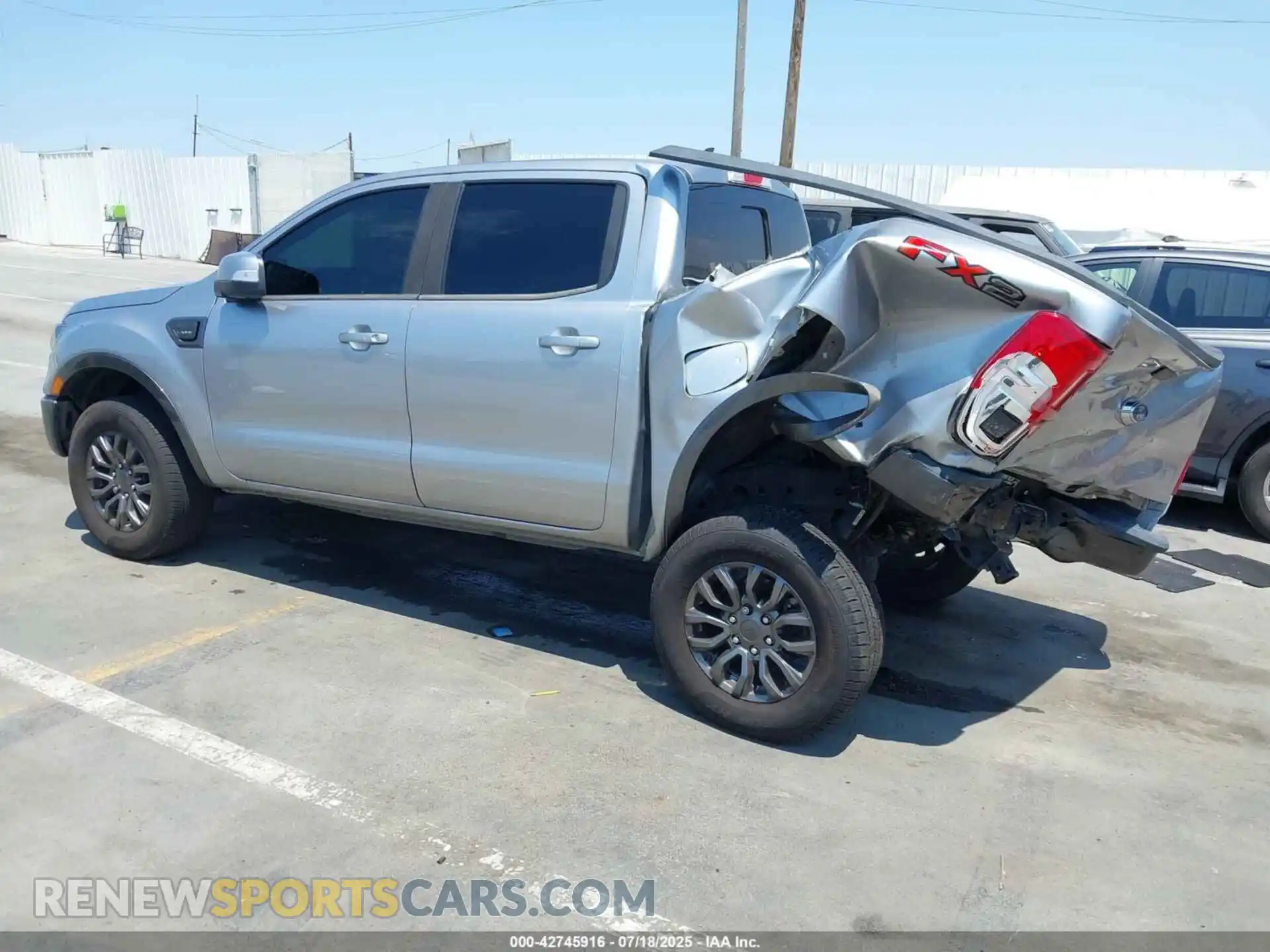3 Photograph of a damaged car 1FTER4EH5MLD33221 FORD RANGER 2021