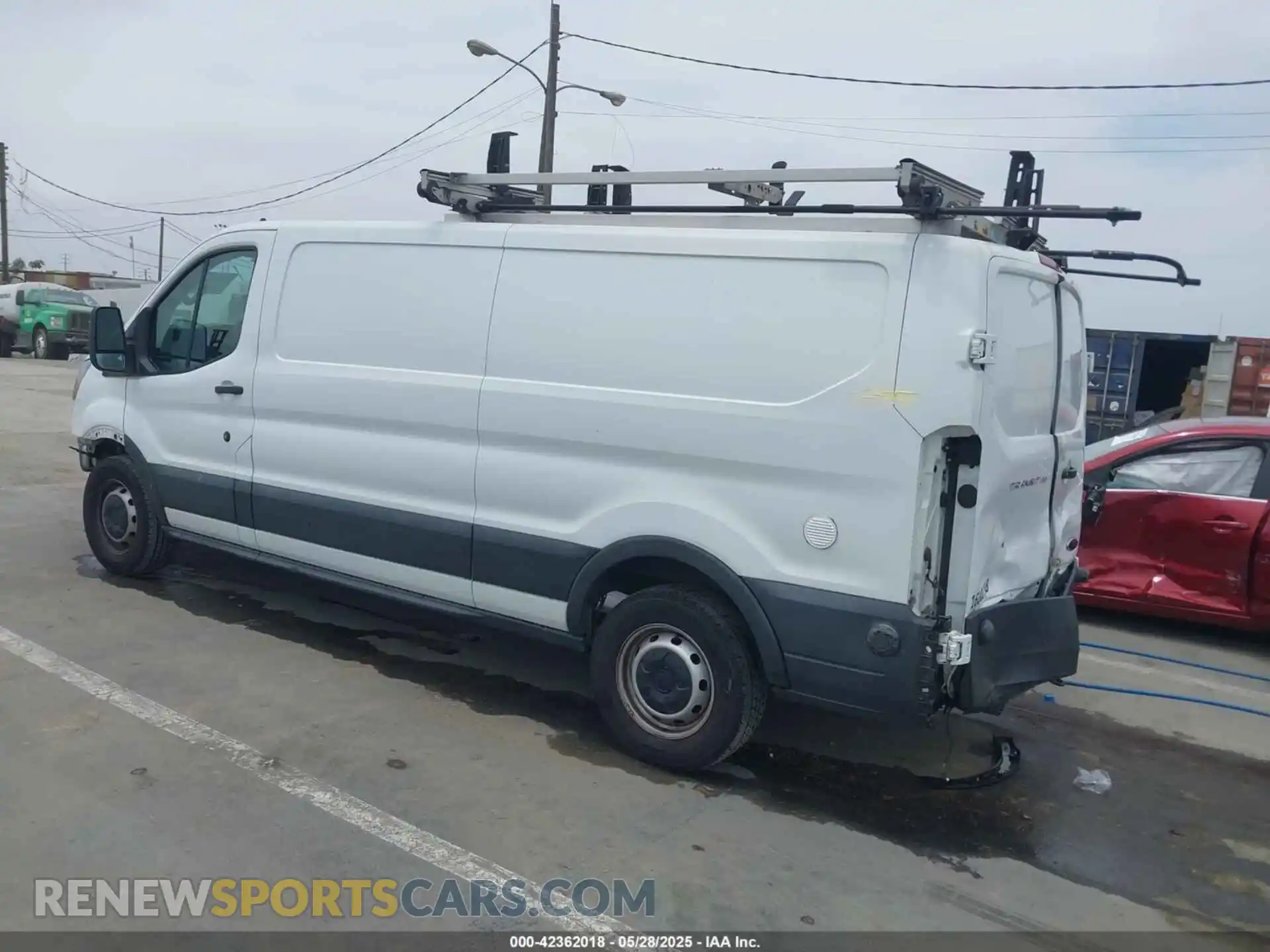 3 Photograph of a damaged car 1FTYE1Y86LKA19374 FORD TRANSIT-150 2020