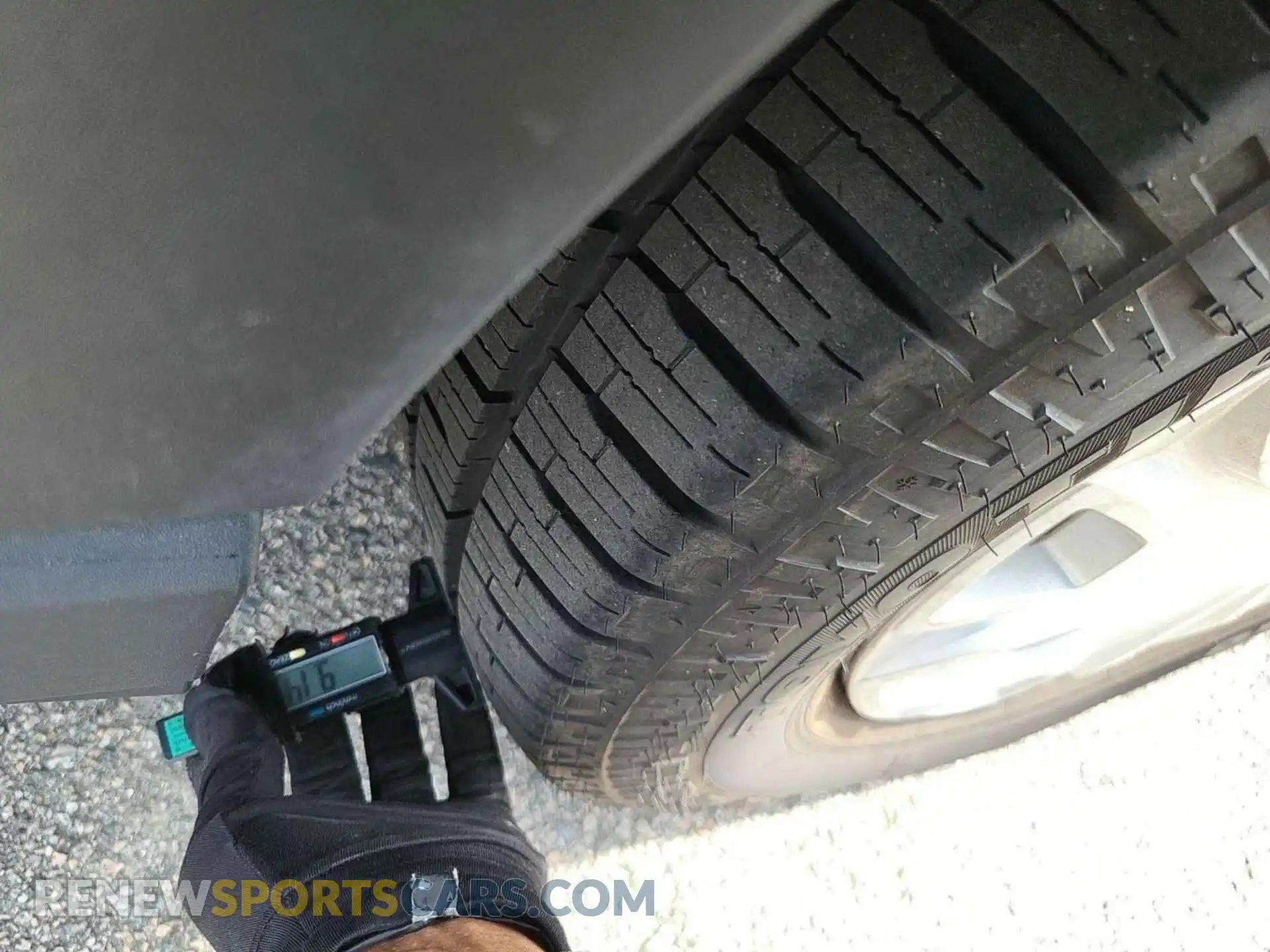 2 Photograph of a damaged car 1FTYE1Y88LKB50368 FORD TRANSIT-150 2020