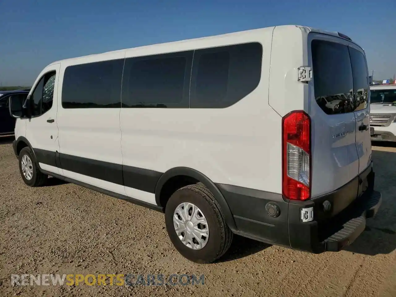 2 Фотография поврежденного автомобиля 1FBZX2ZM1KKB25105 FORD TRANSIT 2019