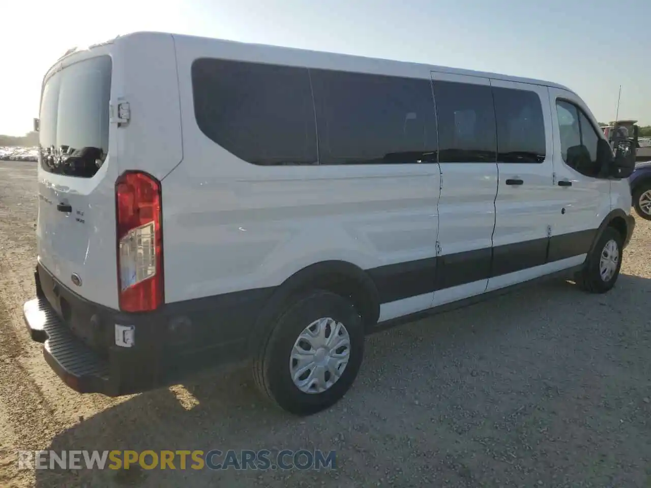 3 Фотография поврежденного автомобиля 1FBZX2ZM1KKB25105 FORD TRANSIT 2019