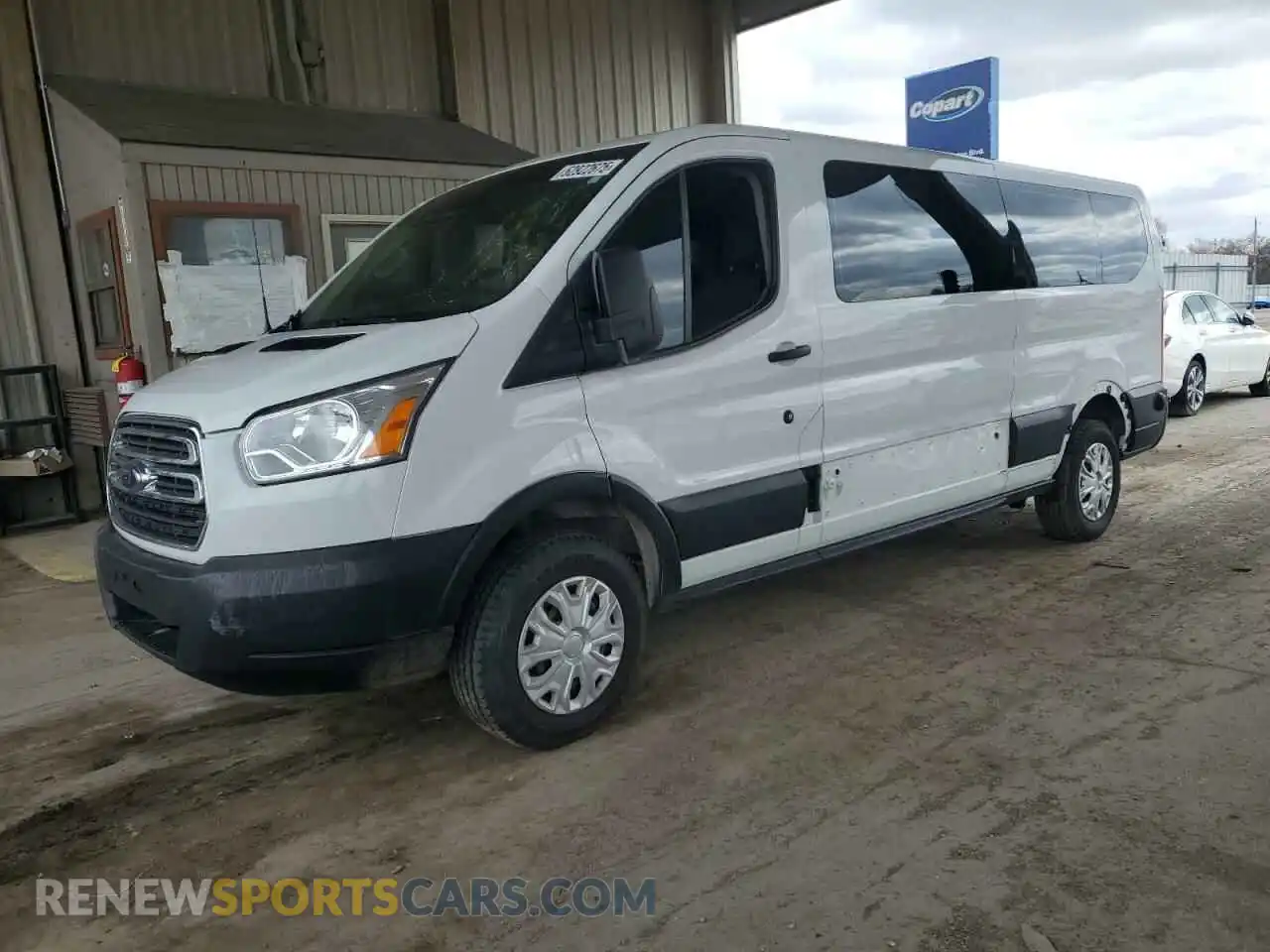 1 Photograph of a damaged car 1FBZX2ZM6KKA60154 FORD TRANSIT 2019