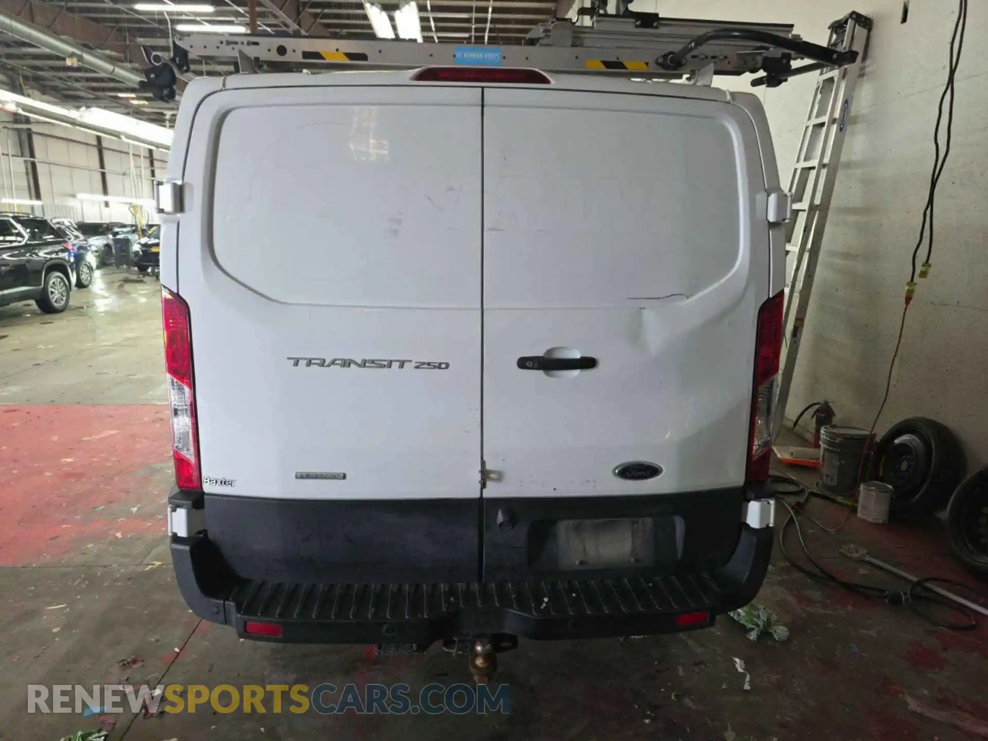 3 Photograph of a damaged car 1FTYR1YGXKKB43500 FORD TRANSIT 2019