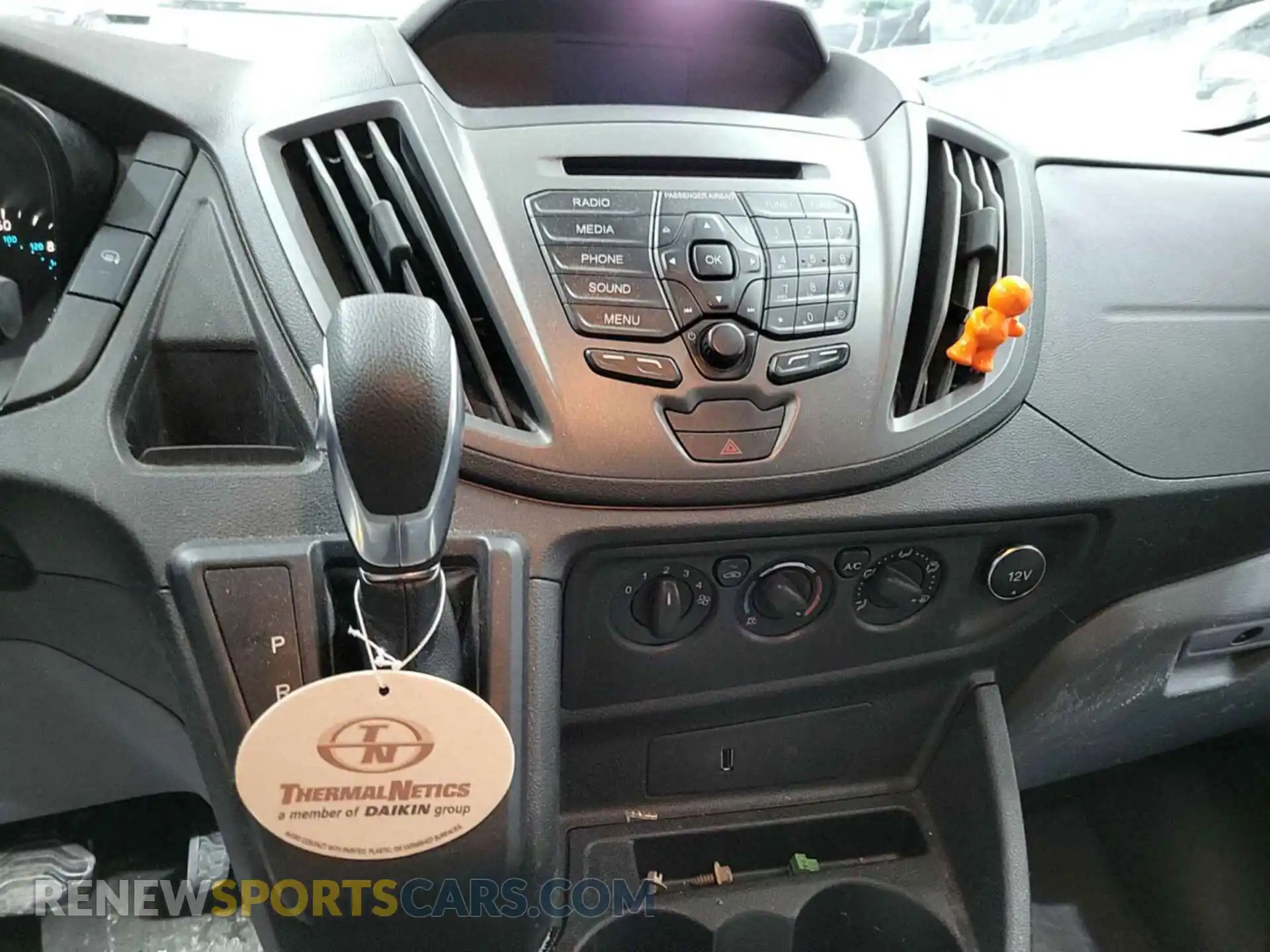 2 Photograph of a damaged car 1FTYR1YM9KKB26497 FORD TRANSIT 2019