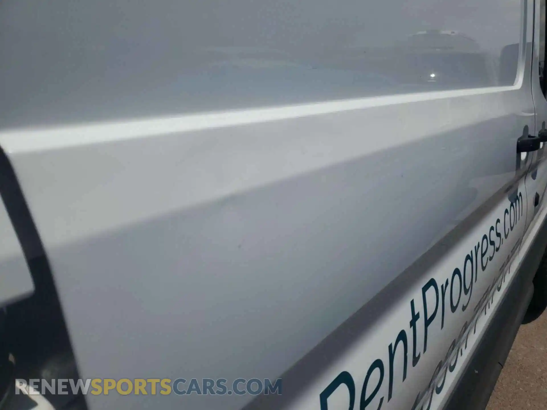 3 Photograph of a damaged car 1FTYR2CM2KKA02276 FORD TRANSIT 2019