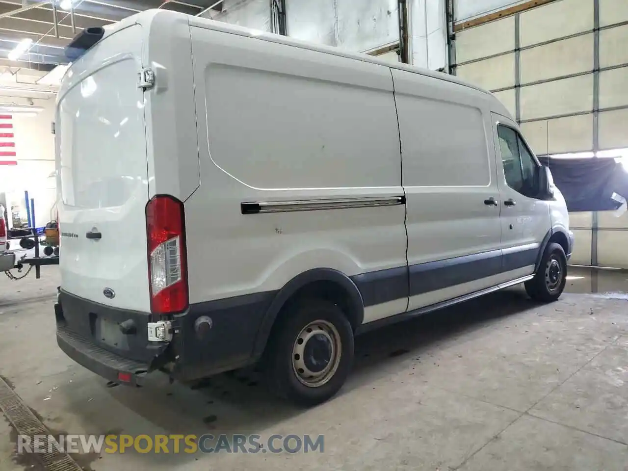 3 Photograph of a damaged car 1FTYR2CM4KKB30213 FORD TRANSIT 2019