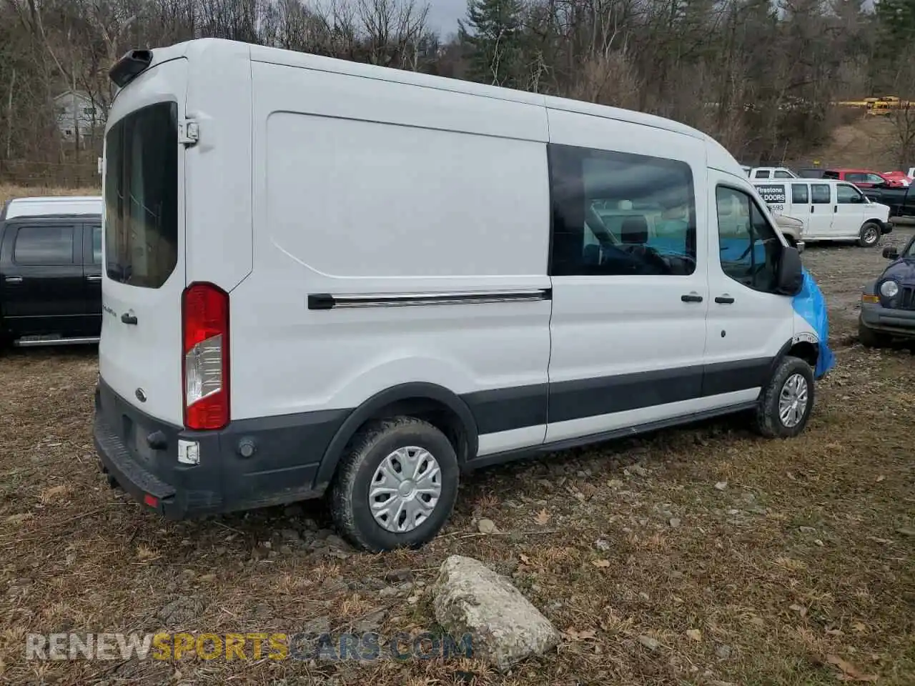3 Photograph of a damaged car 1FTYR2CM9KKA74334 FORD TRANSIT 2019