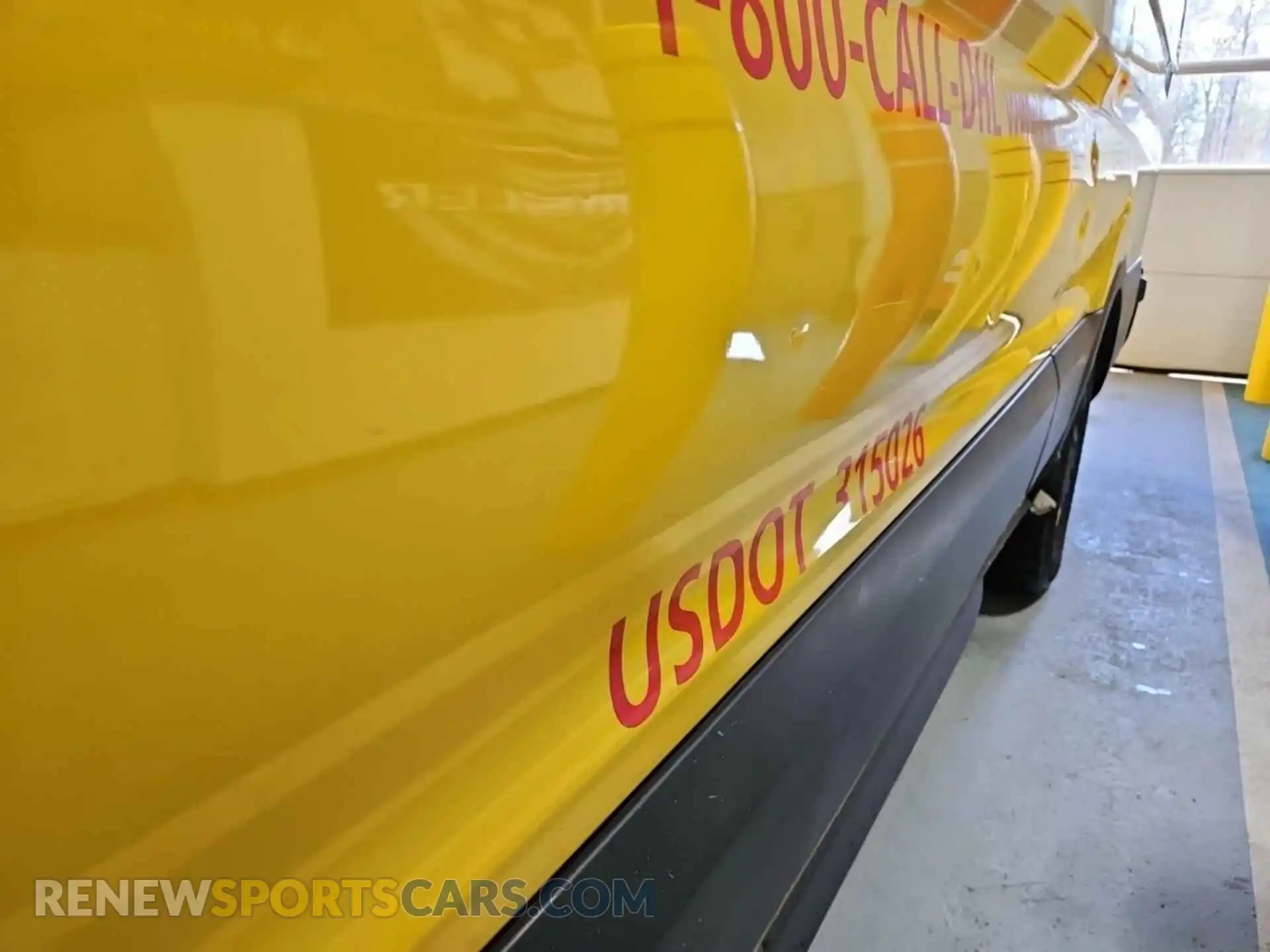2 fotografías del automóvil dañado 1FTYR3XM6KKA24815 FORD TRANSIT 2019