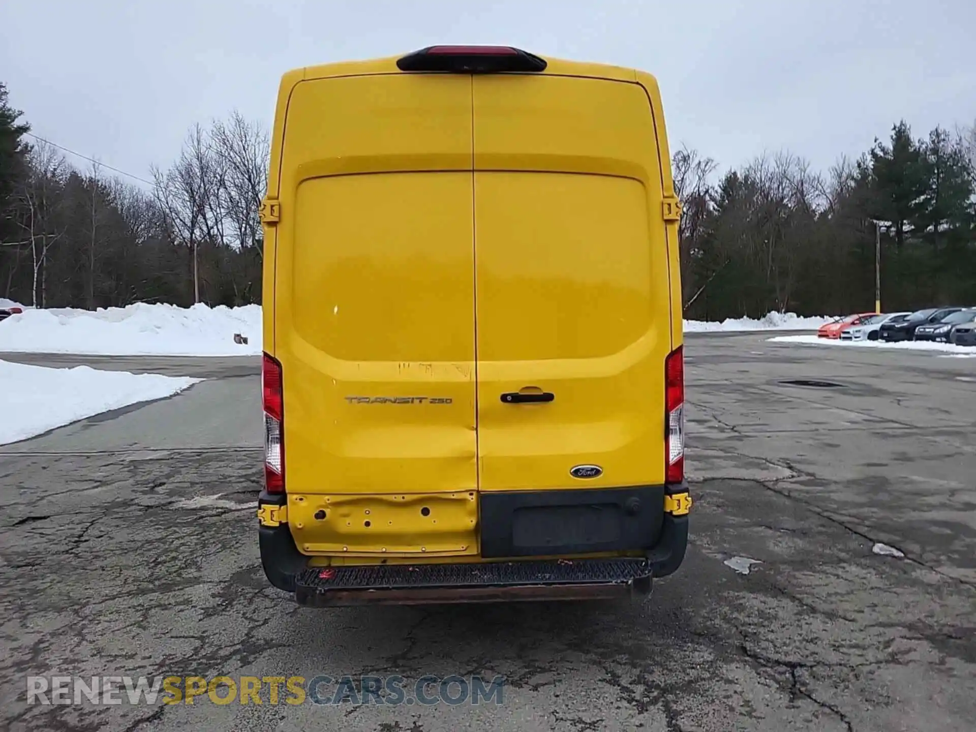 1 Photograph of a damaged car 1FTYR3XMXKKA24817 FORD TRANSIT 2019