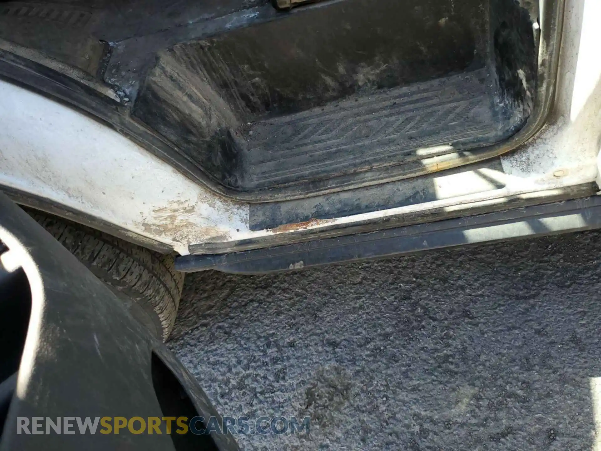 3 Photograph of a damaged car 1FTBR1Y84LKB08466 FORD TRANSIT 2020