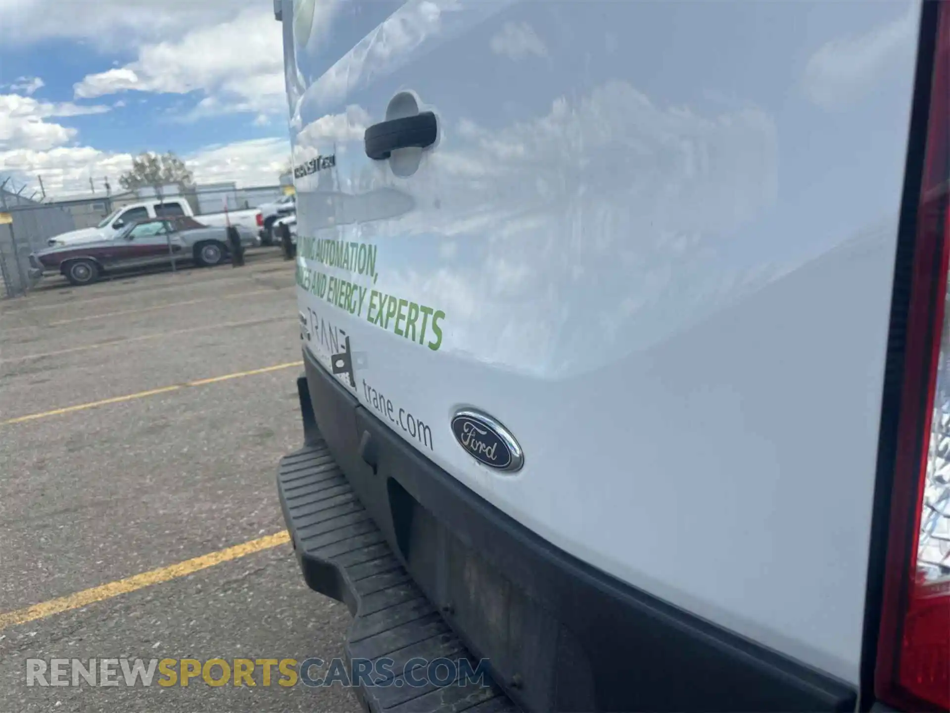 3 fotografías del automóvil dañado 1FTBR2YG3LKA35832 FORD TRANSIT 2020