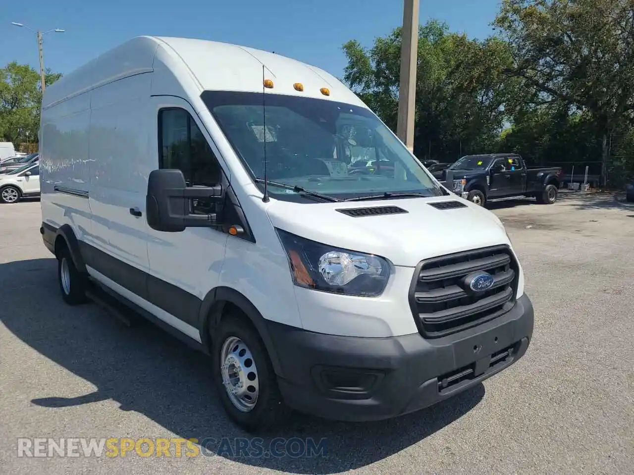 1 Photograph of a damaged car 1FTRS4X81LKB52916 FORD TRANSIT 2020