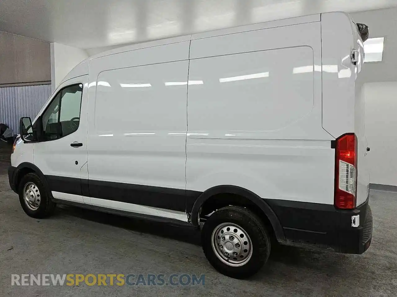 2 Photograph of a damaged car 1FTBR2C88PKB34880 FORD TRANSIT 2023