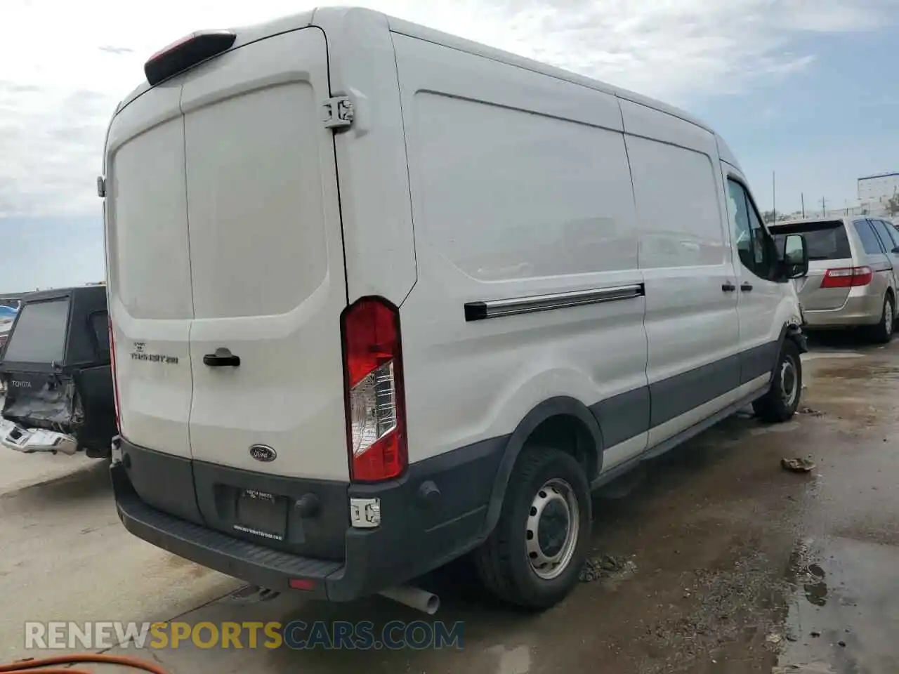 3 Photograph of a damaged car 1FTBR1C80RKA15590 FORD TRANSIT 2024