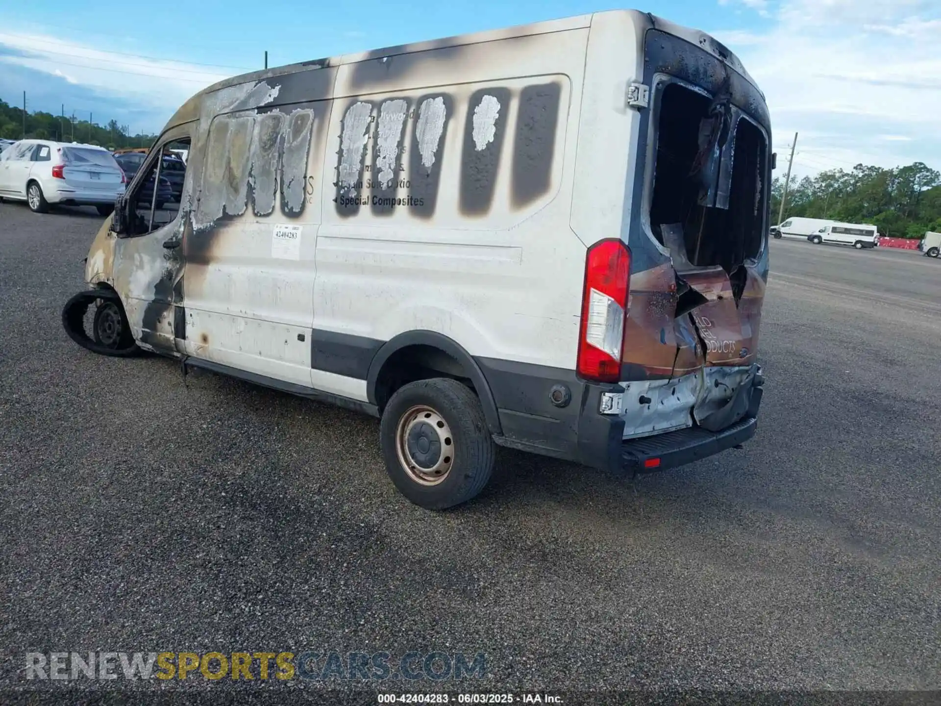 3 Фотография поврежденного автомобиля 1FTYR2CM1KKB66361 FORD TRANSIT-250 2019