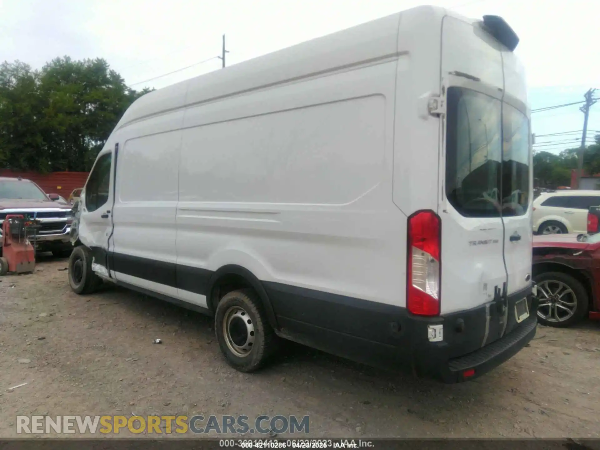 3 Photograph of a damaged car 1FTYR3XM5KKA57353 FORD TRANSIT-250 2019