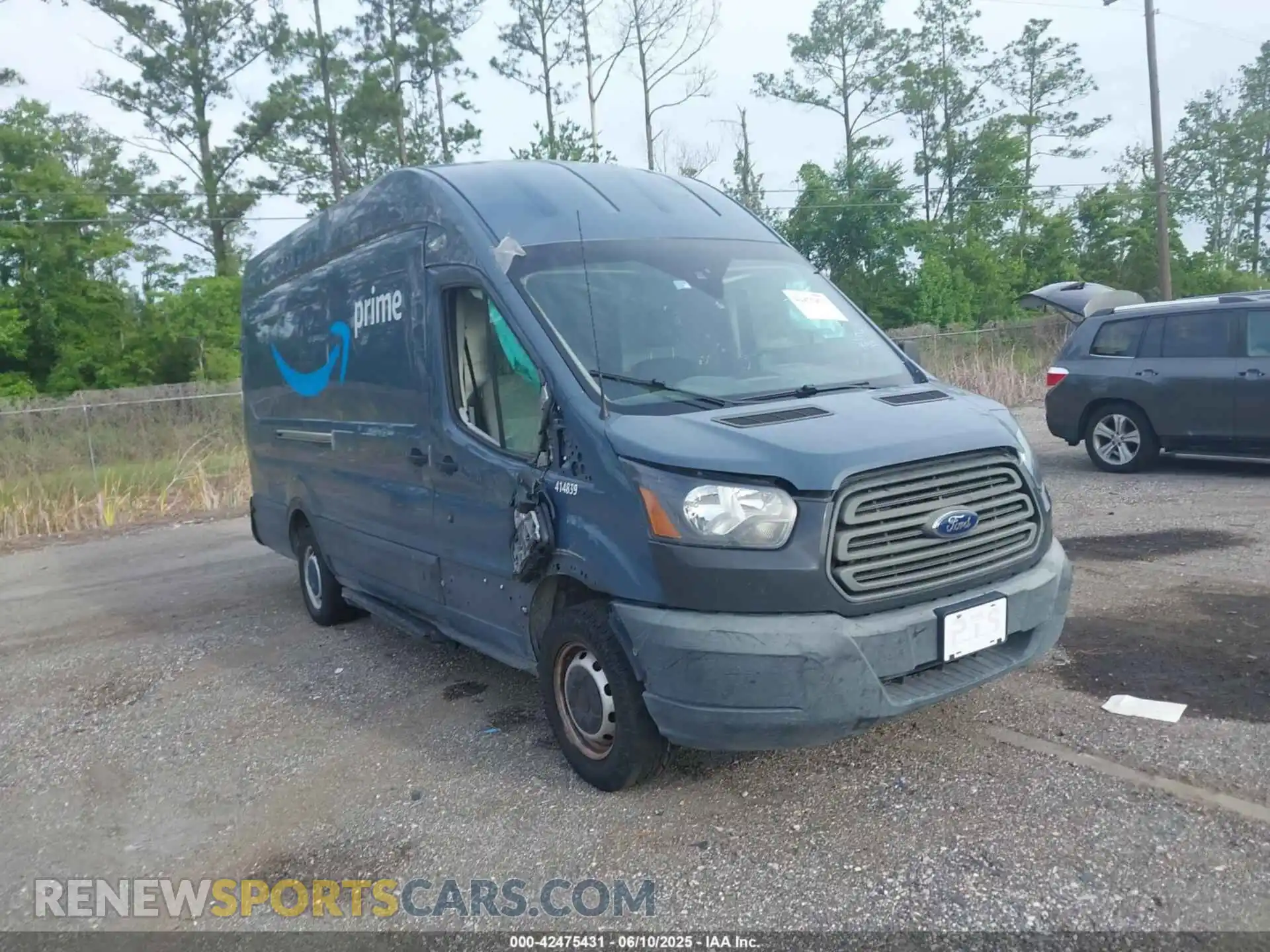 1 Photograph of a damaged car 1FTYR3XM6KKB28883 FORD TRANSIT-250 2019