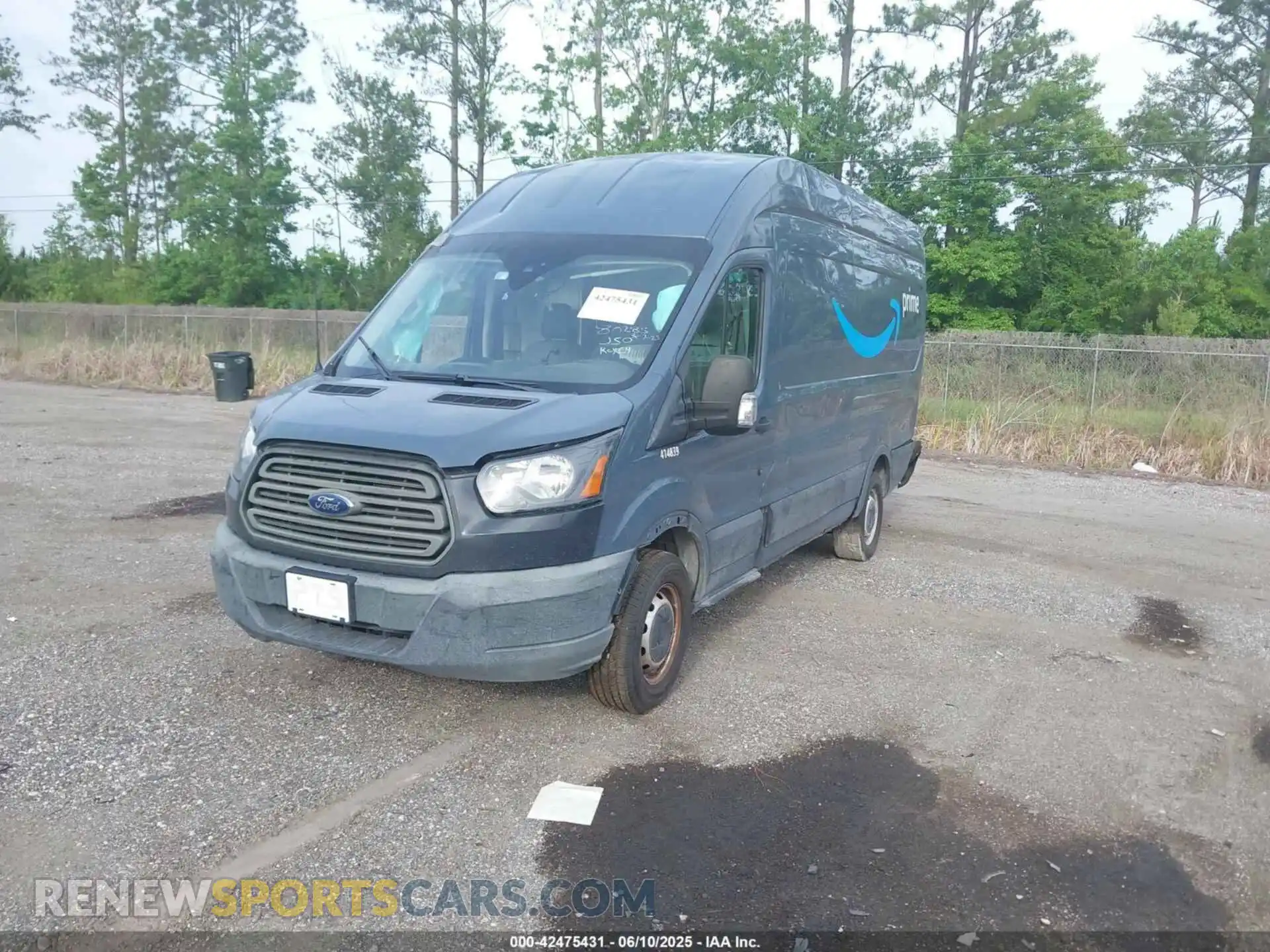 2 Photograph of a damaged car 1FTYR3XM6KKB28883 FORD TRANSIT-250 2019