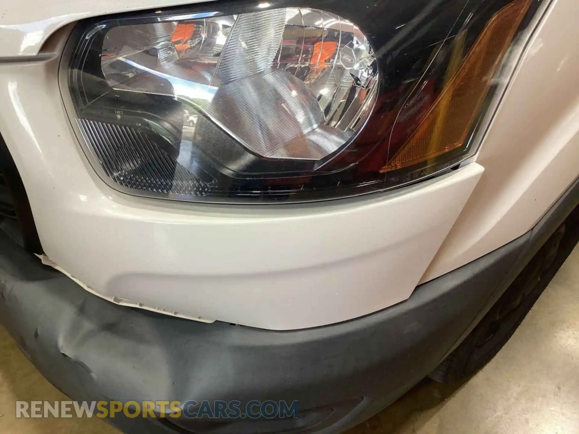 3 Photograph of a damaged car 1FTBR1CG6LKB75357 FORD TRANSIT-250 2020