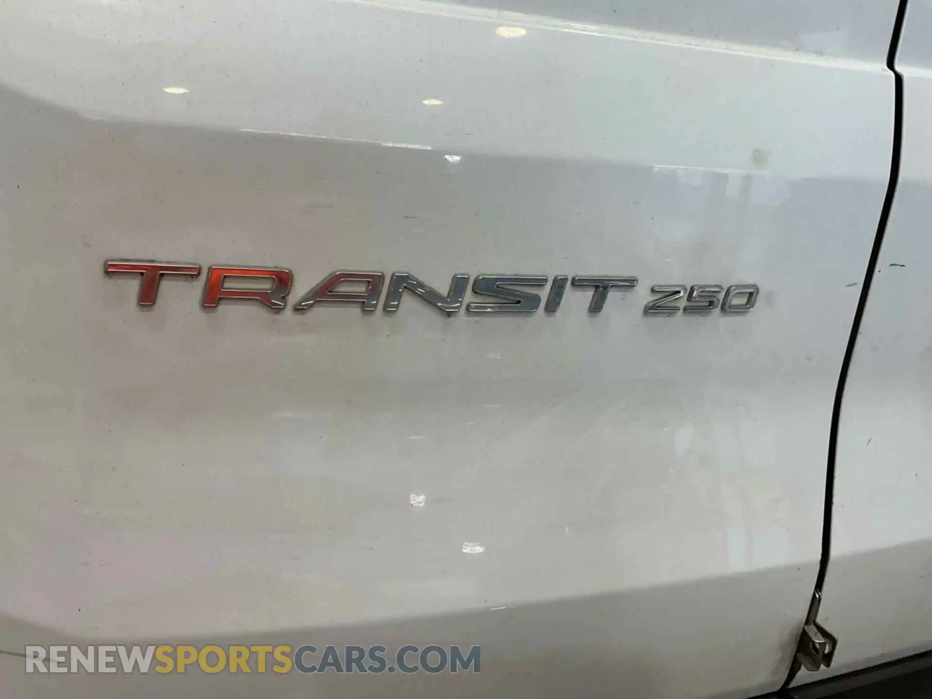 2 Photograph of a damaged car 1FTBR1CG8LKB75358 FORD TRANSIT-250 2020