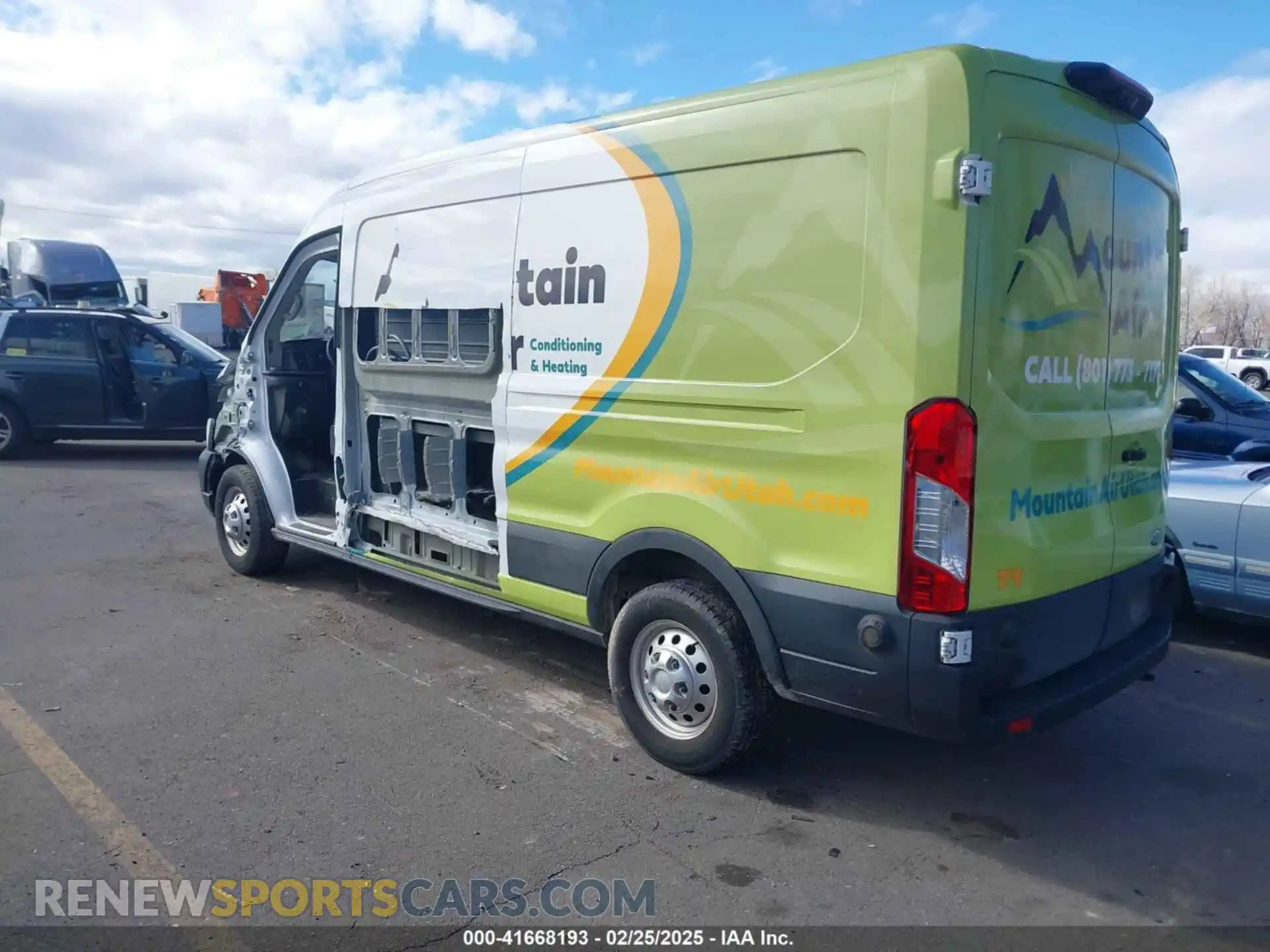 3 Photograph of a damaged car 1FTBR2CG1LKB43034 FORD TRANSIT-250 2020