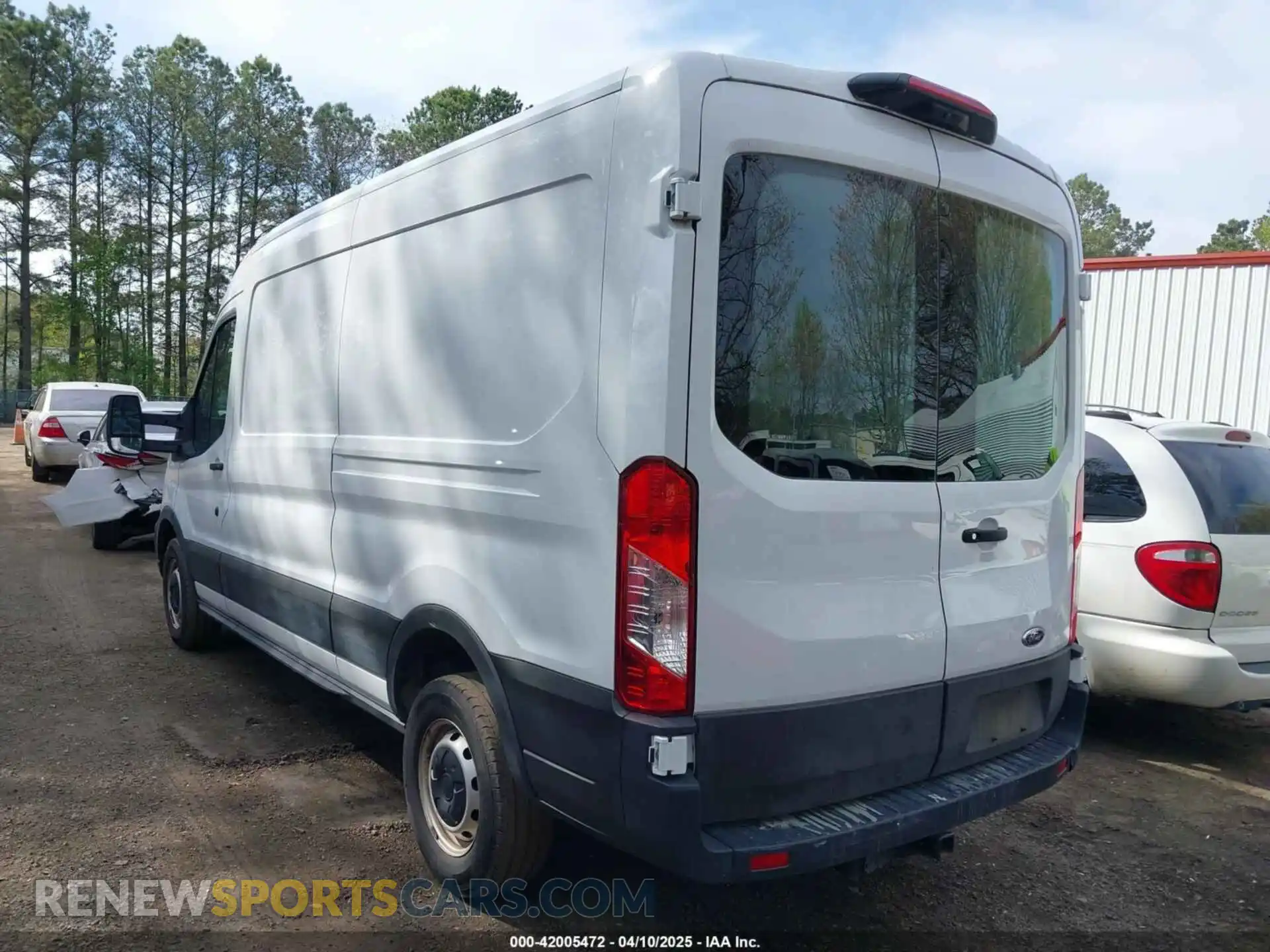 3 Photograph of a damaged car 1FTBR1C85MKA48173 FORD TRANSIT-250 2021