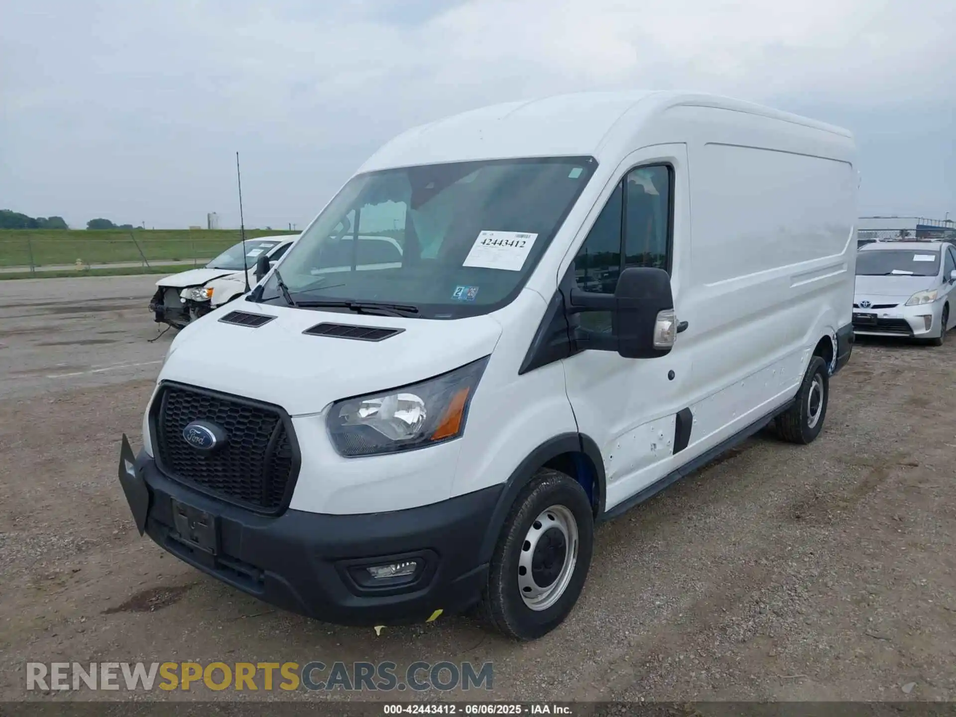 2 Фотография поврежденного автомобиля 1FTBR1C83PKA10638 FORD TRANSIT-250 2023
