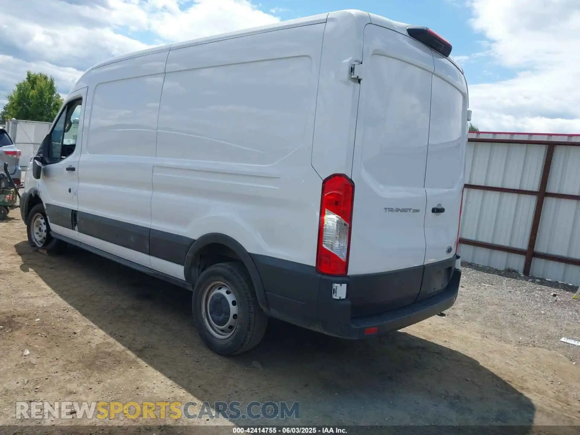 3 Фотография поврежденного автомобиля 1FTBR1C89PKB34445 FORD TRANSIT-250 2023