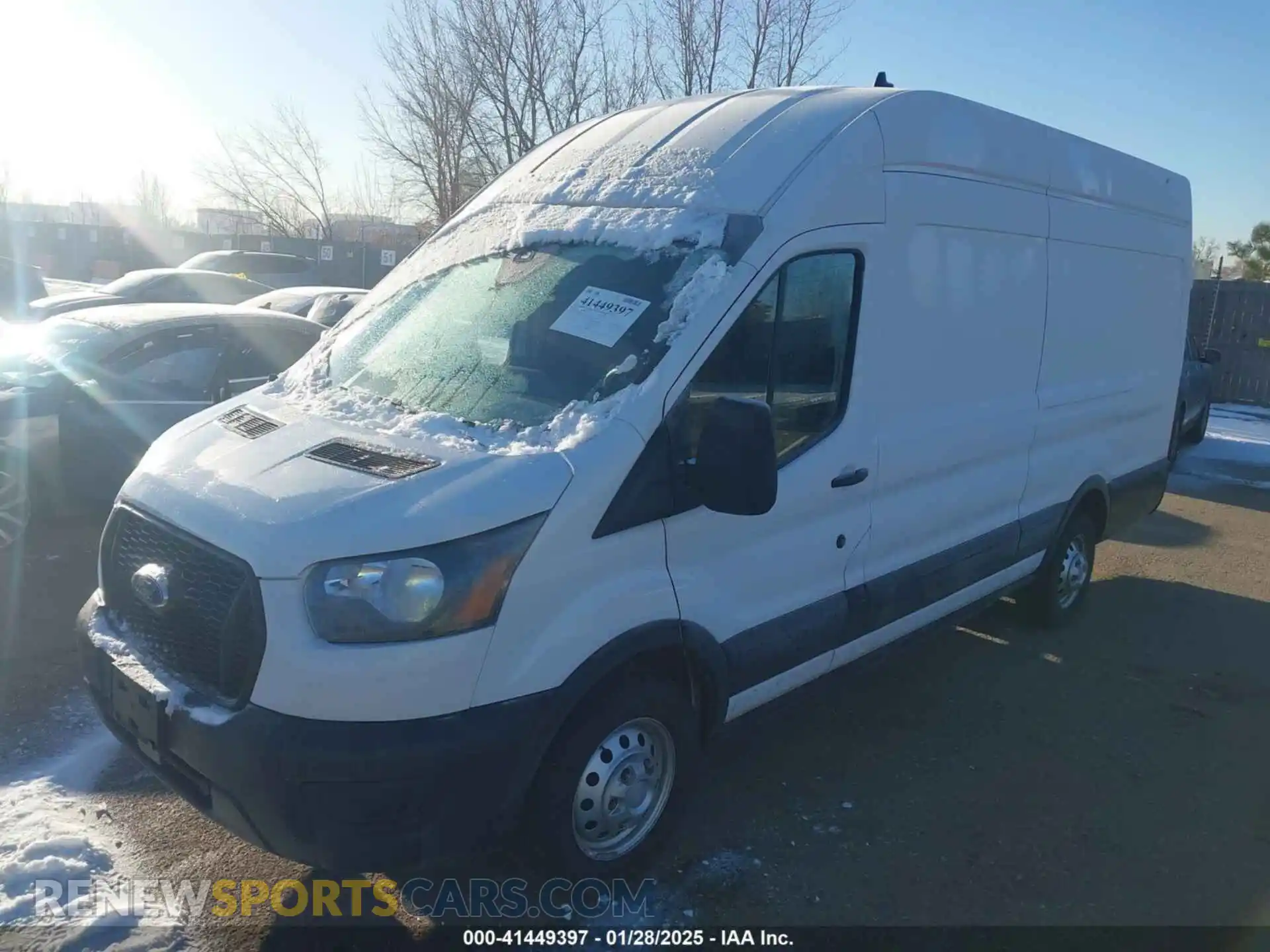 2 fotografías del automóvil dañado 1FTBR3U86PKA39951 FORD TRANSIT-250 CARGO VAN 2023