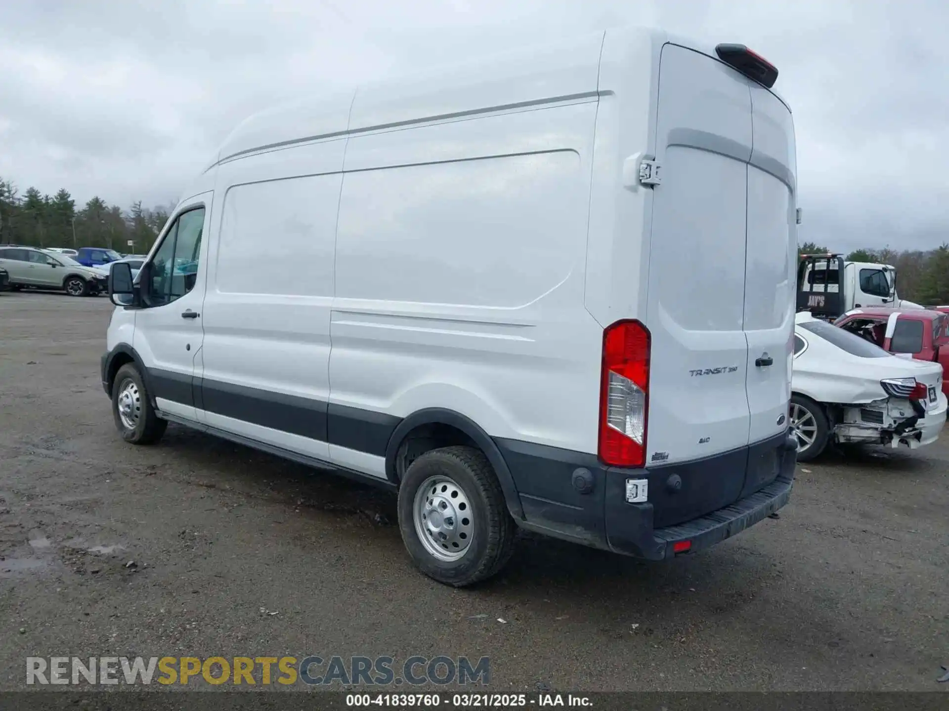 3 Photograph of a damaged car 1FTBW2X84NKA57747 FORD TRANSIT-350 2022