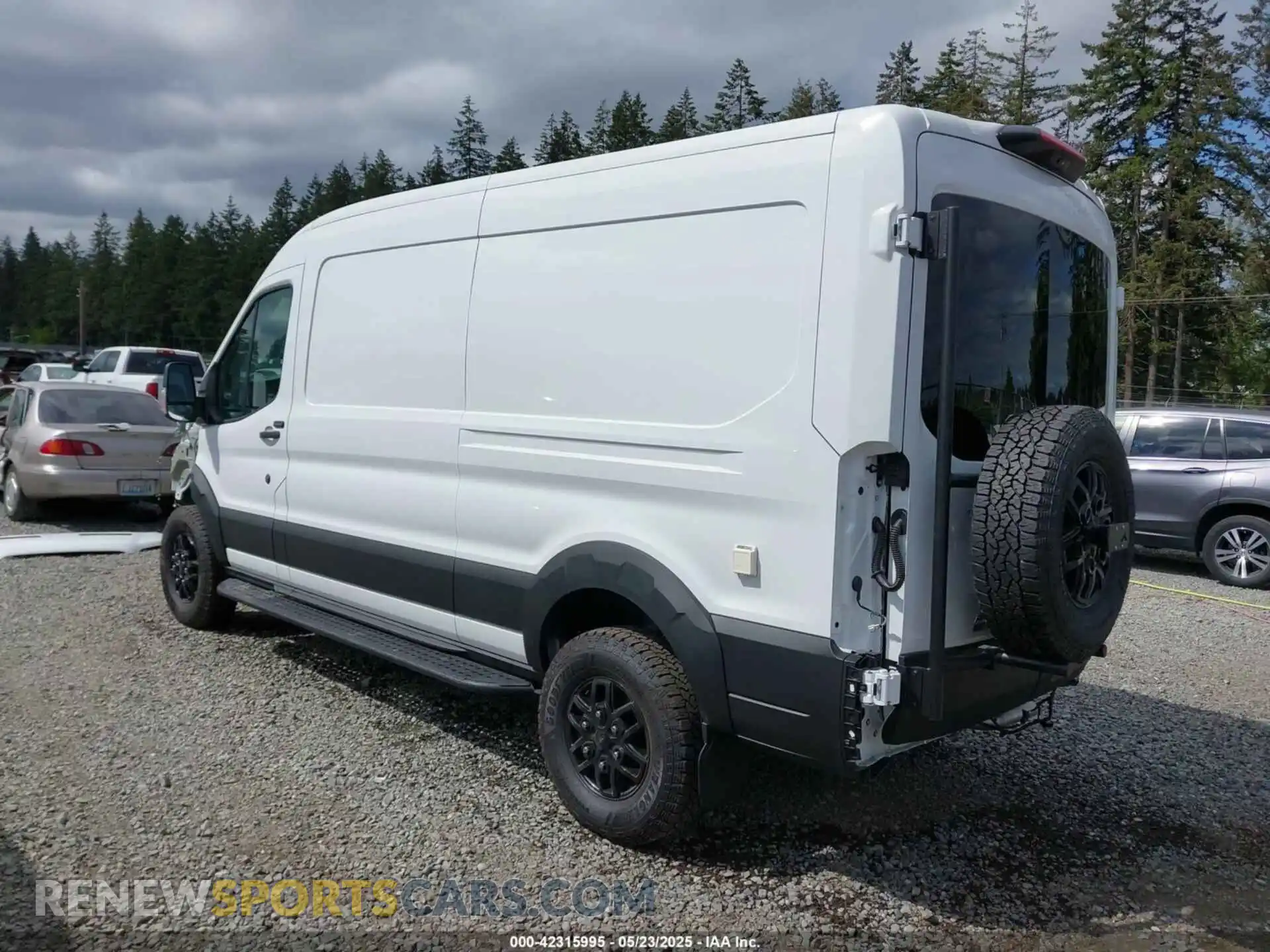 3 Photograph of a damaged car 1FTBW2CG4PKB63843 FORD TRANSIT-350 2023