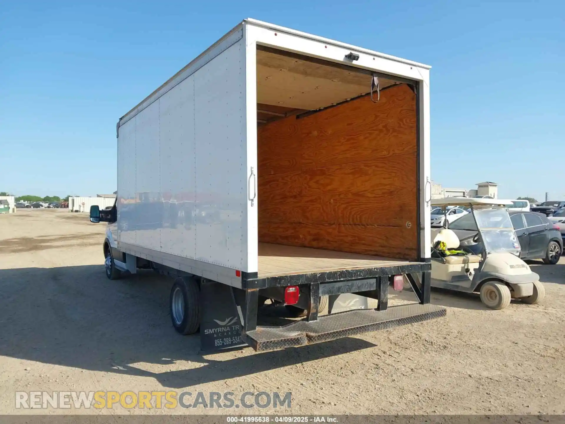 3 Photograph of a damaged car 1FDBF6Z81LKB54837 FORD TRANSIT-350 CAB 2020