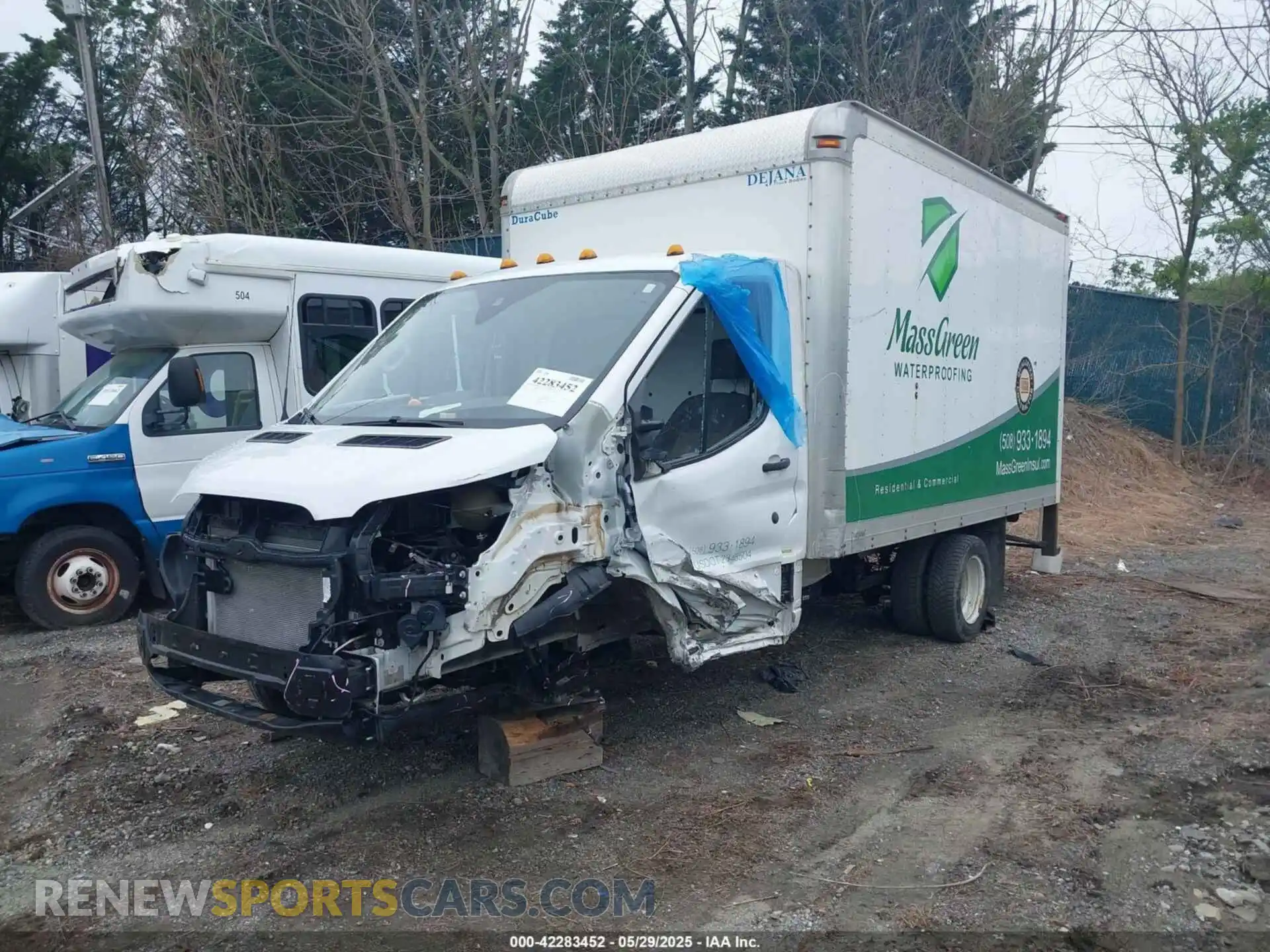 2 Photograph of a damaged car 1FDBF6PM8KKB87302 FORD TRANSIT-350 CUTAWAY 2019