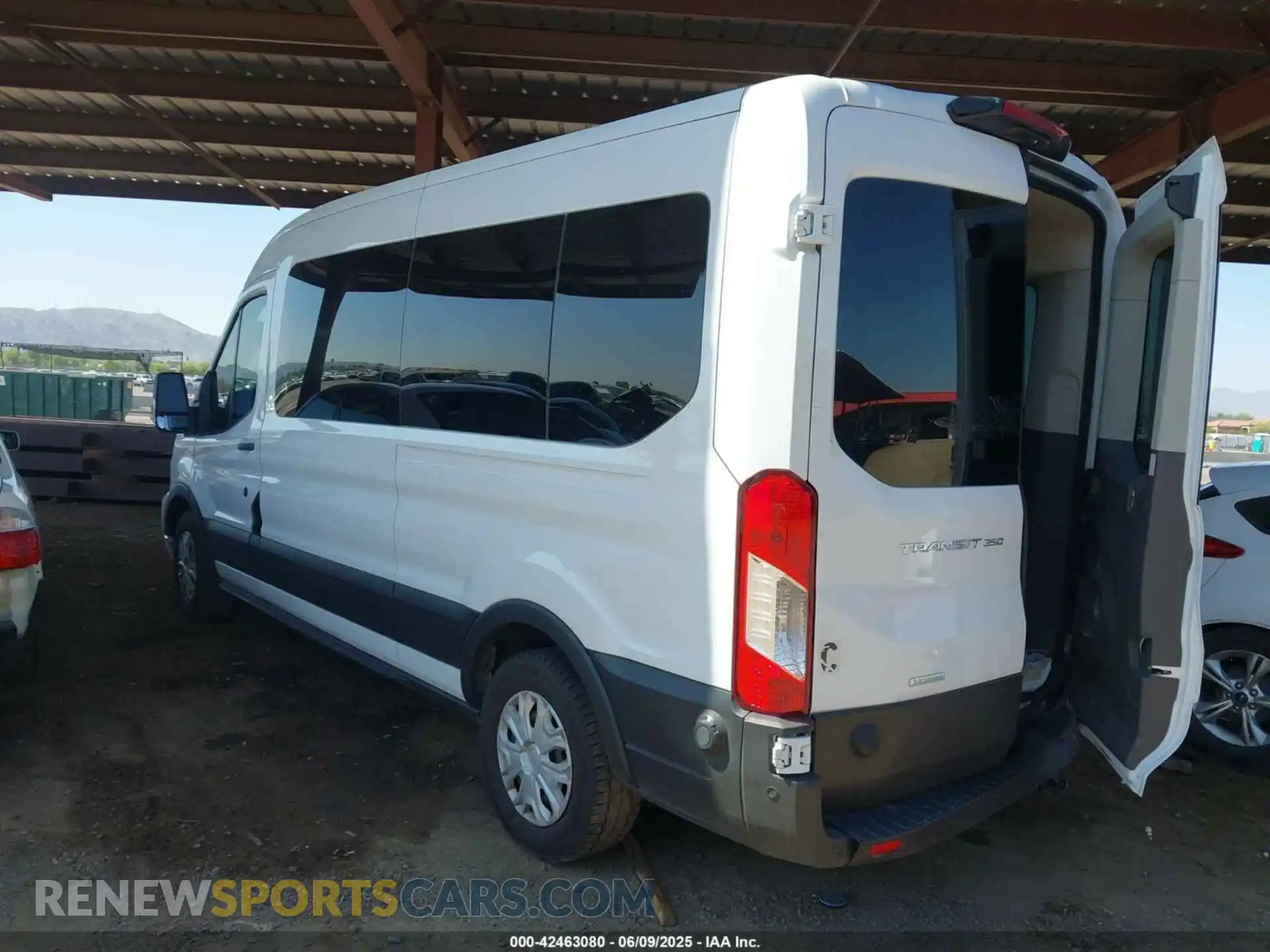 3 fotografías del automóvil dañado 1FBAX2CG2RKA75017 FORD TRANSIT-350 PASSENGER VAN 2024