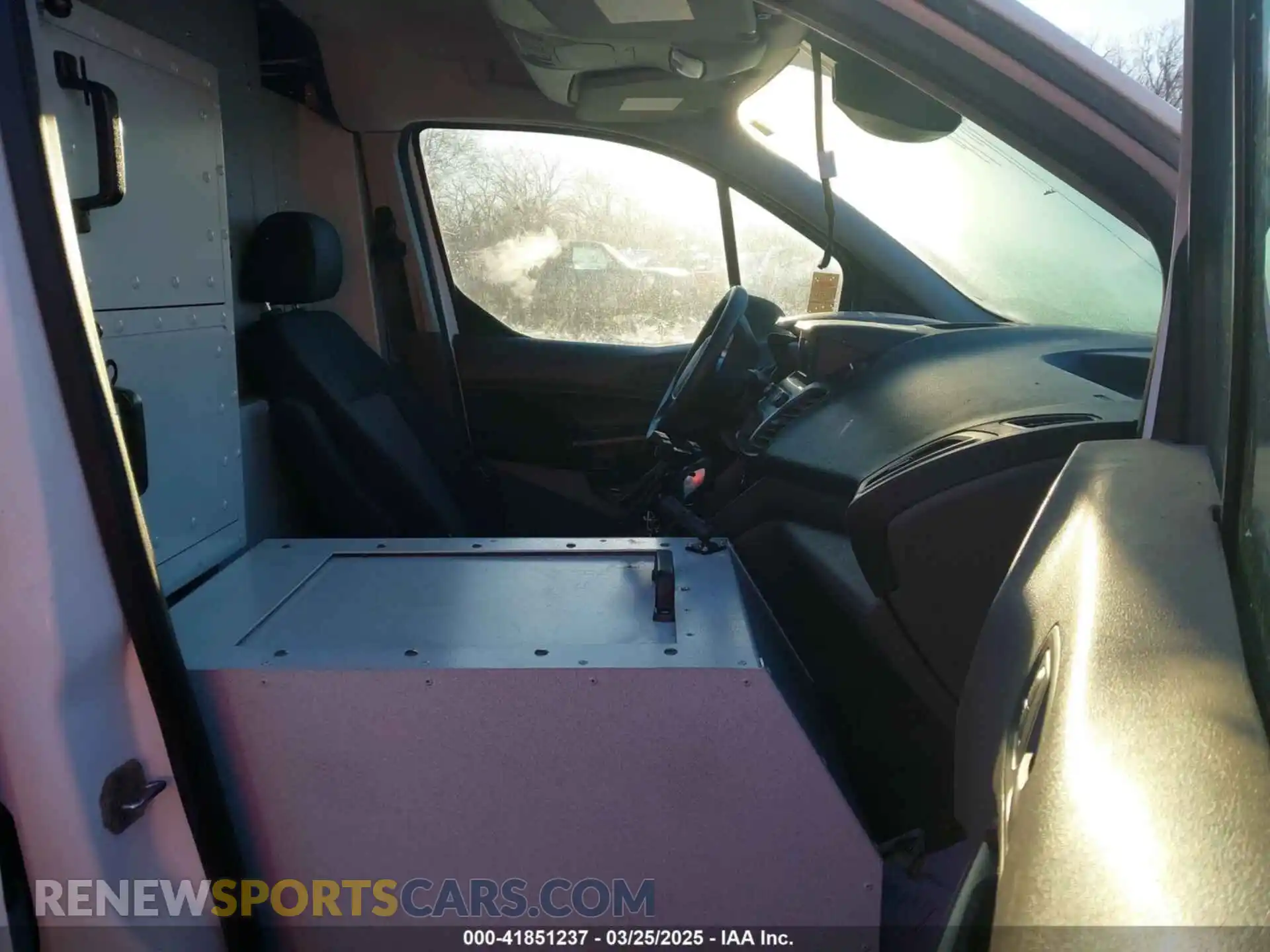 1 Photograph of a damaged car NM0LS6E75L1438492 FORD TRANSIT CONNECT 2020