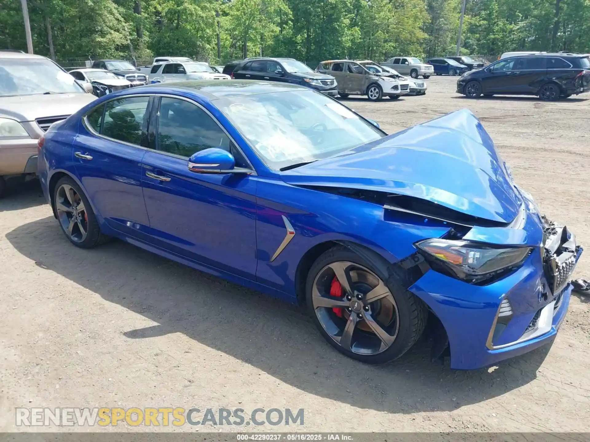 1 Photograph of a damaged car KMTG34LE1KU040136 GENESIS G70 2019