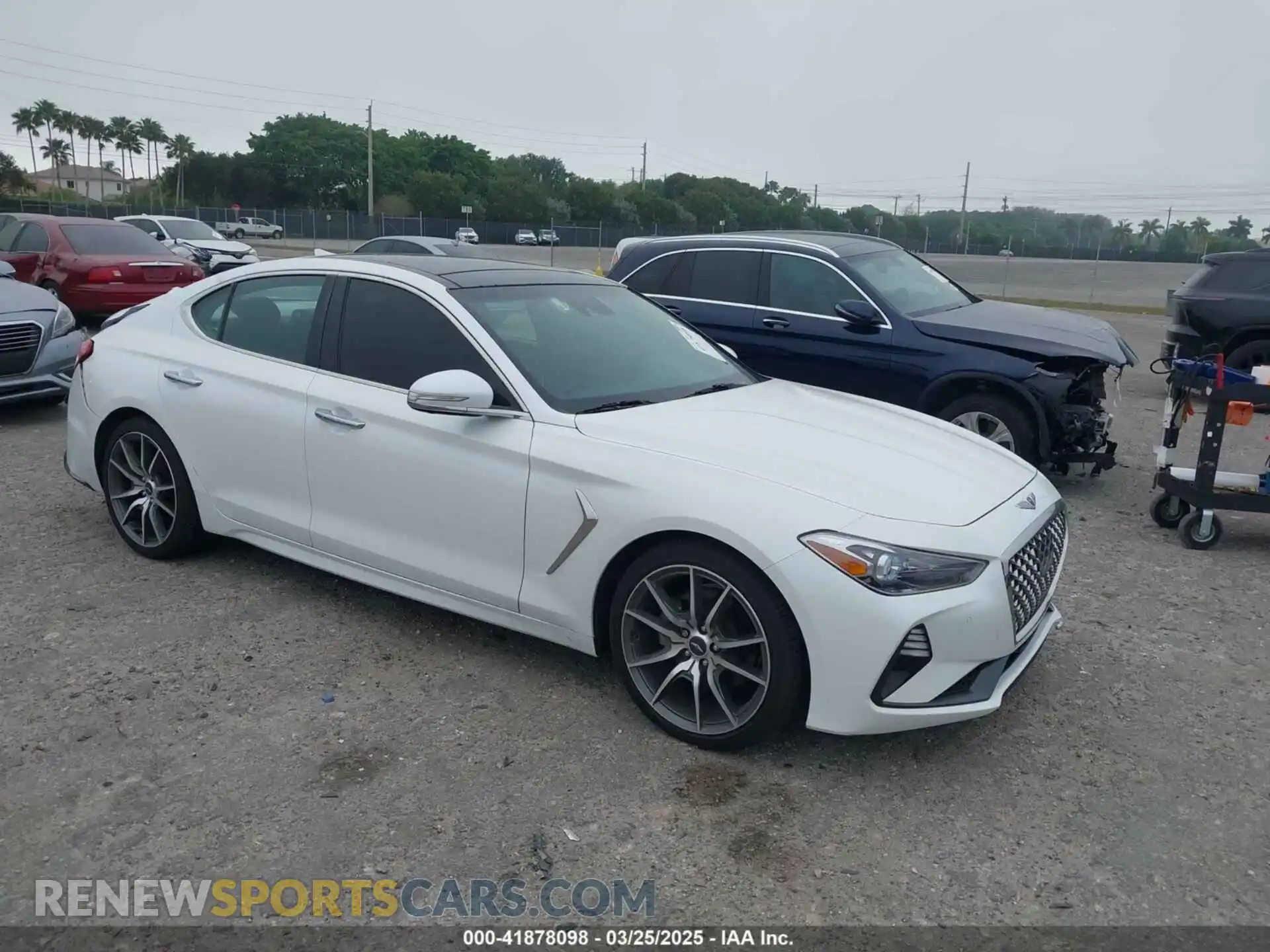 1 Photograph of a damaged car KMTG44LA8LU064798 GENESIS G70 2020