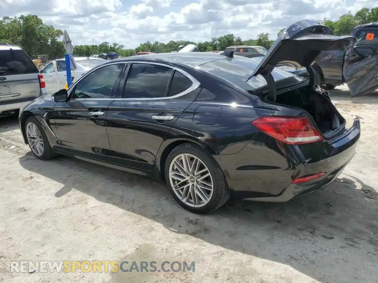 2 Photograph of a damaged car KMTG34LA0MU074200 GENESIS G70 2021