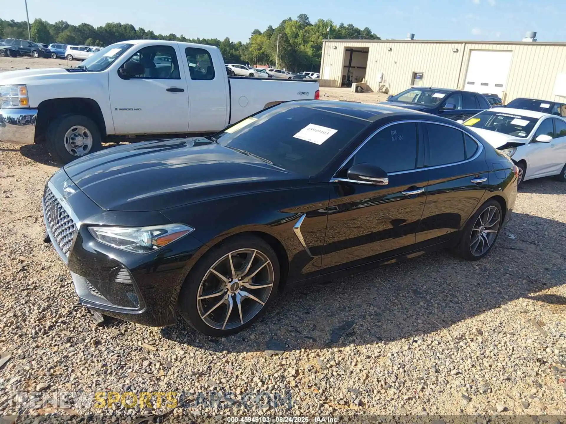 2 fotografías del automóvil dañado KMTG44LA7MU073011 GENESIS G70 2021