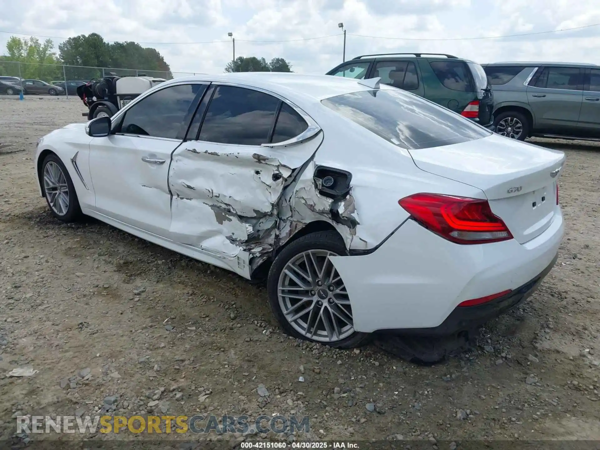 3 Photograph of a damaged car KMTG64LA2MU074982 GENESIS G70 2021