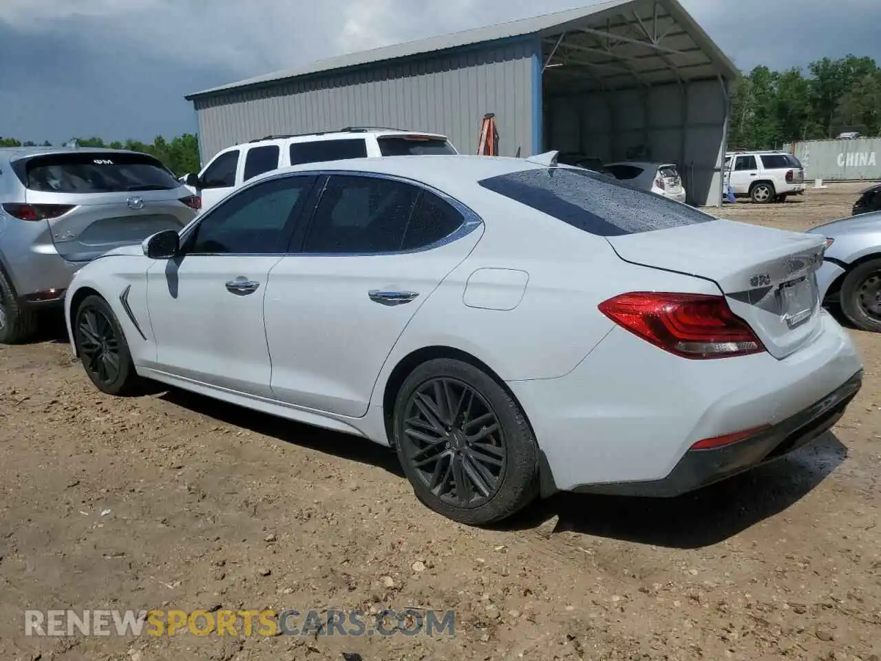 2 fotografías del automóvil dañado KMTG64LA6MU073480 GENESIS G70 2021