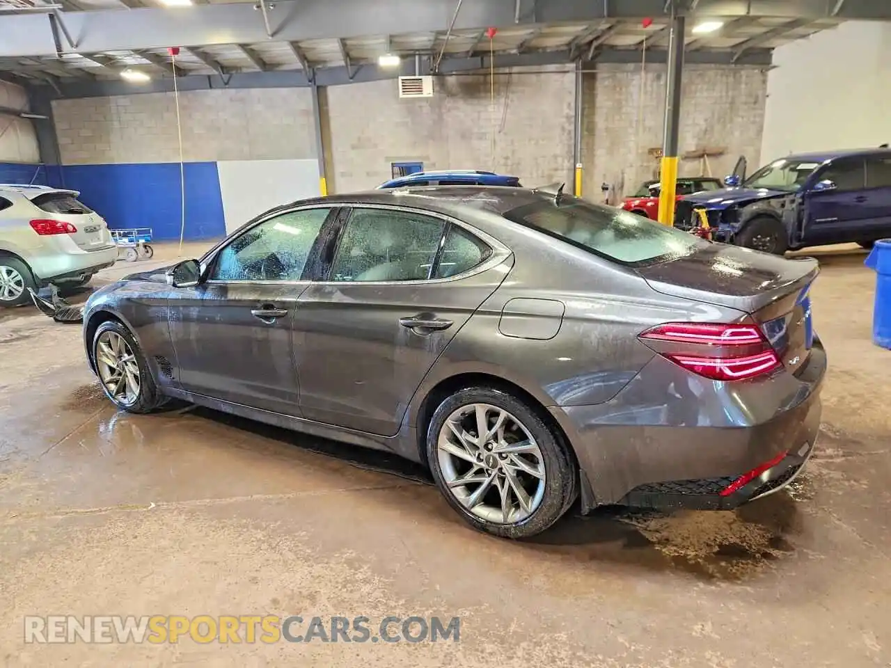 2 Photograph of a damaged car KMTG34TA6NU100204 GENESIS G70 2022