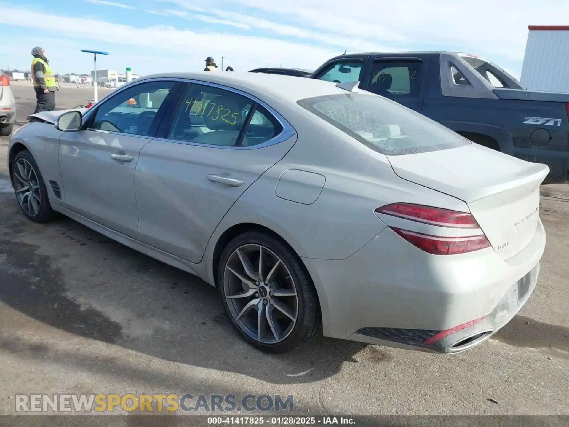 3 fotografías del automóvil dañado KMTG34SC5RU138774 GENESIS G70 2024