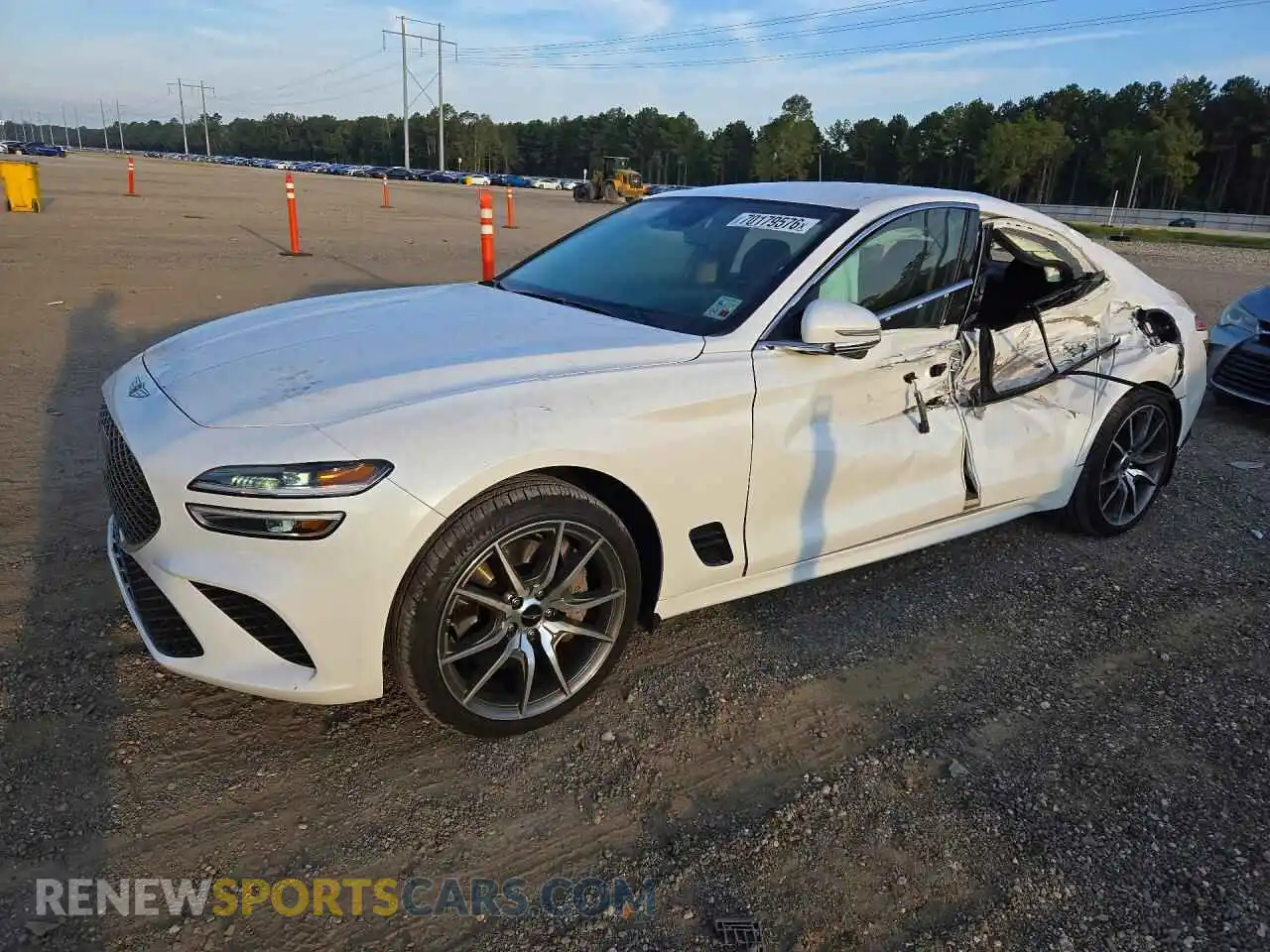 1 Photograph of a damaged car KMTG14SC4TU160620 GENESIS G70 2026