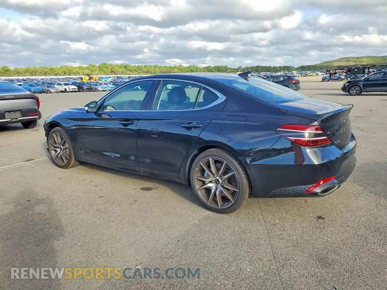 2 Фотография поврежденного автомобиля KMTG34SC4TU173894 GENESIS G70 2026